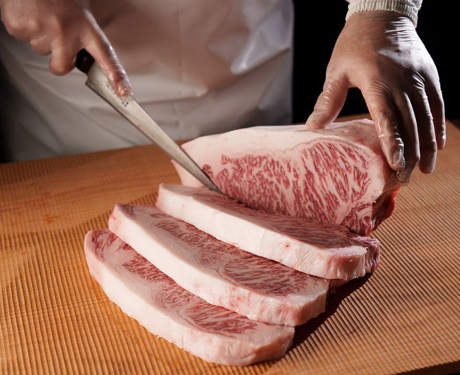 鳥取和牛サーロインステーキ200g×２枚精肉 風呂敷付