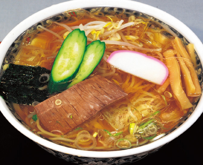 〈栄屋本店〉山形元祖冷しらーめん